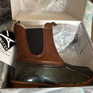 Arctix Chestnut and Ebony Weatherproof Boots